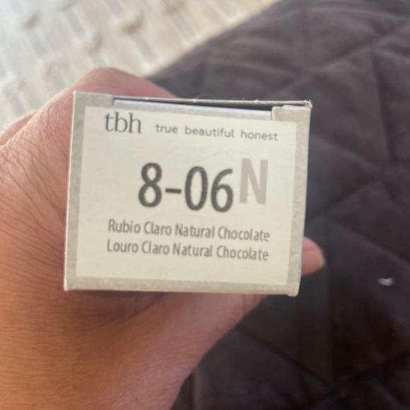 Schwarzkopf TBH True Beautiful Honest Permanent Haircolor Creme 8-06 - Picture 3 of 3